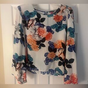 Vince Camuto Floral Long Sleeve Women's Top